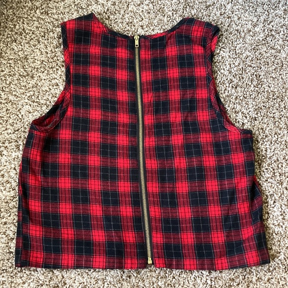 Red and Green Plaid Top - Picture 2 of 4